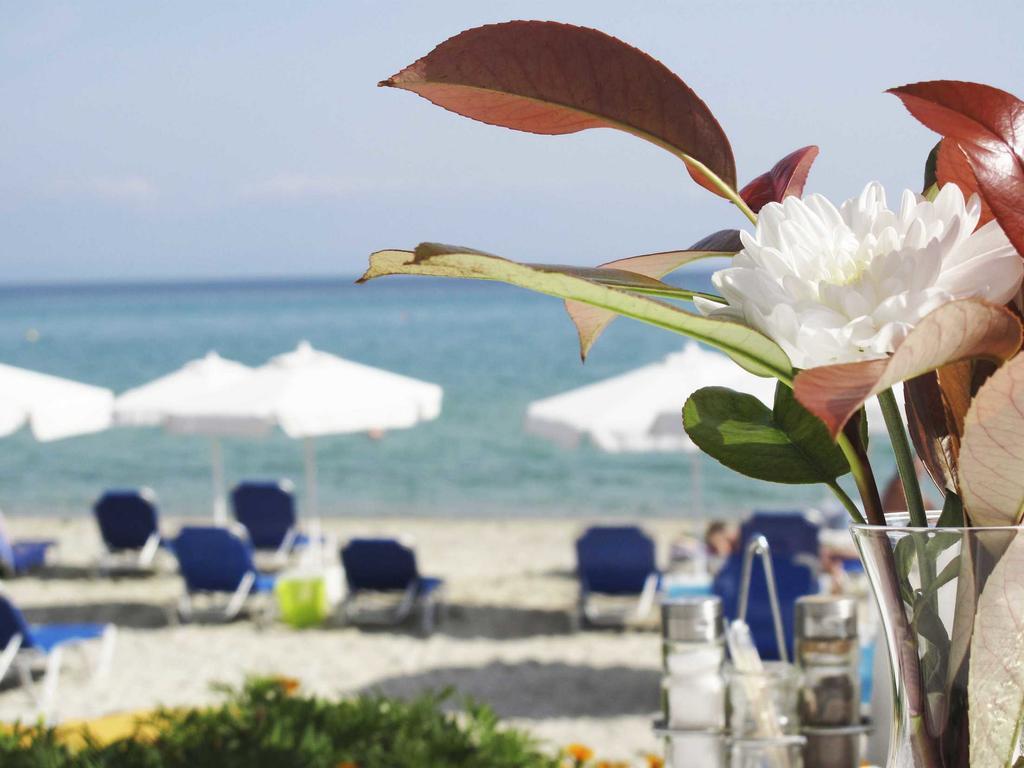 Hotel Azur Kriopigi Bagian luar foto