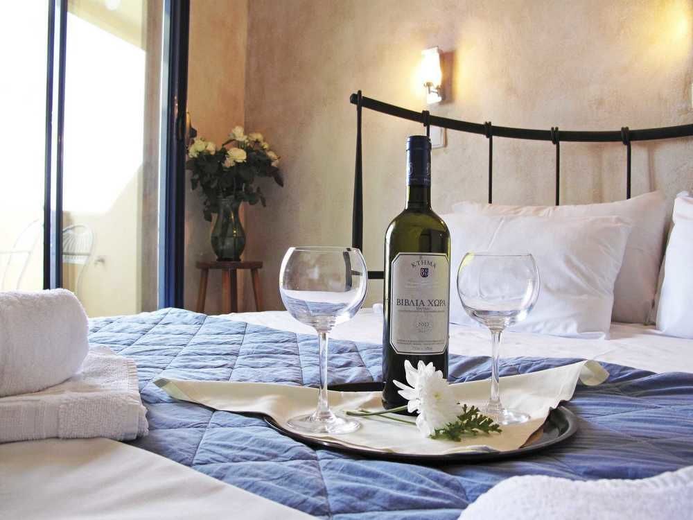 Hotel Azur Kriopigi Bagian luar foto