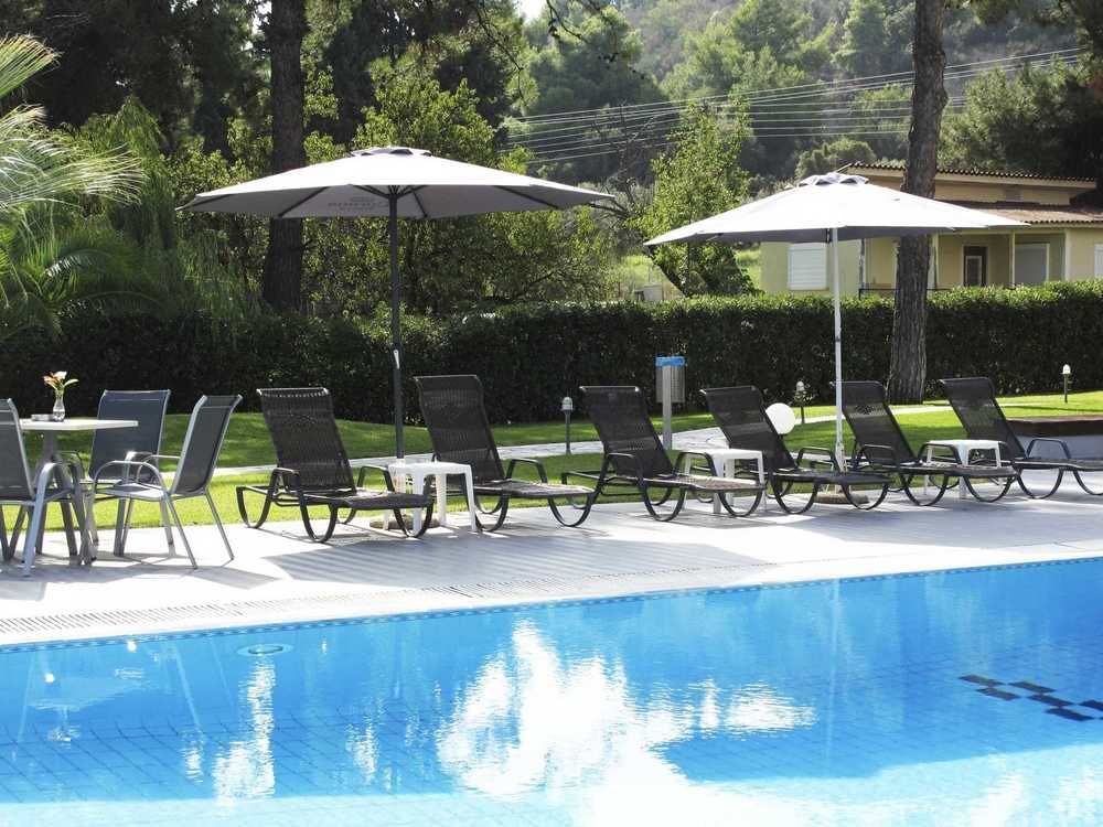 Hotel Azur Kriopigi Bagian luar foto