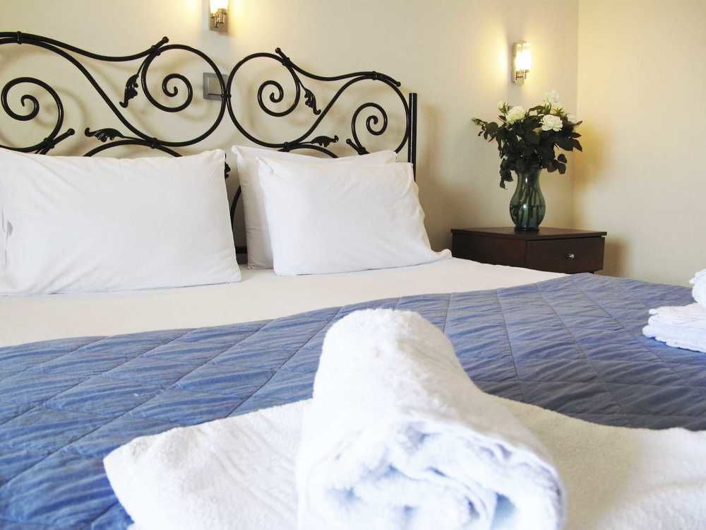 Hotel Azur Kriopigi Bagian luar foto
