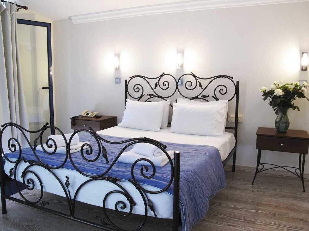 Hotel Azur Kriopigi Bagian luar foto